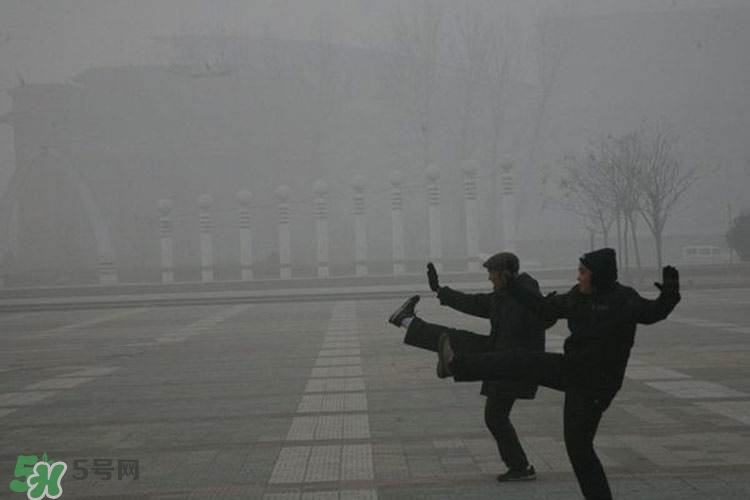 雾霾天能跑步吗?,霾天能跑步吗