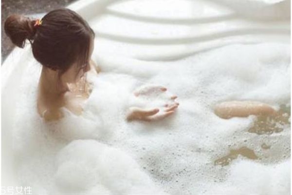 冬季止痒沐浴露,冬天身体痒用什么沐浴露 冬季止痒沐浴露,冬天身体痒用什么沐浴露