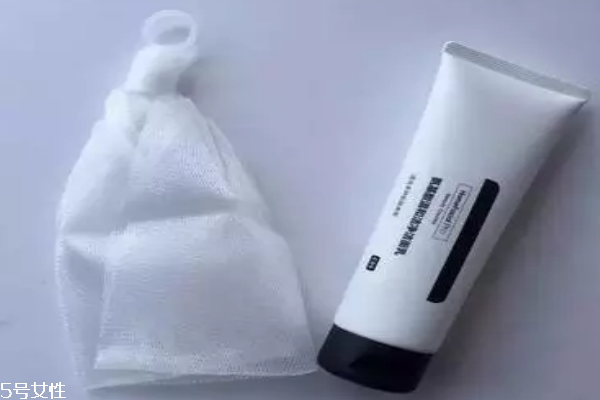 hfp洗面奶怎么样,hfp氨基酸洗面奶真的好用吗