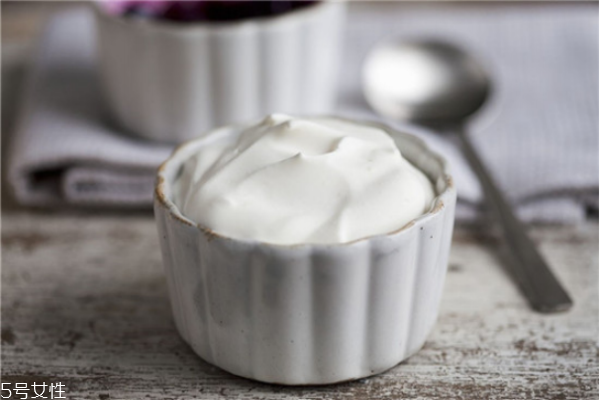 酸奶加酵母粉面膜作用,酸奶酵母面膜的功效和作用