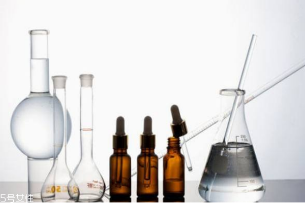 药妆的护肤品可以长期用吗,药妆可以长期使用吗 药妆的护肤品可以长期用吗,药妆可以长期使用吗