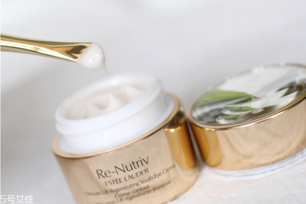 护肤品和眼霜的正确使用步骤,如何正确使用眼霜 护肤品和眼霜的正确使用步骤,如何正确使用眼霜