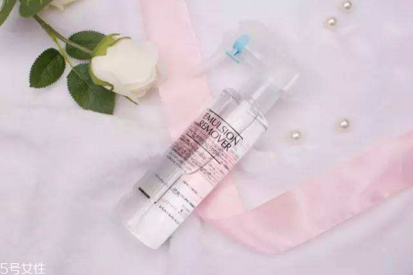 水桥保寿堂去黑头喷雾有用吗,日本水桥保寿堂去黑头喷雾怎么样