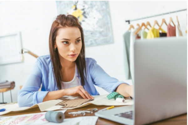 毛孔粗大怎么治疗最有效,怎么治疗毛孔粗大?