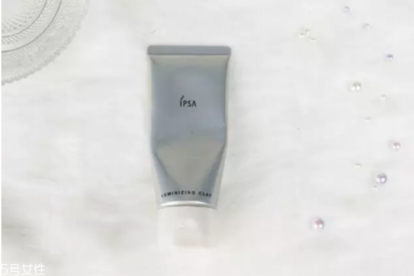 收缩水在面膜之后用还是之前,补水面膜和收缩毛孔的面膜是先用哪一个