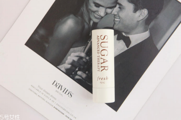 馥蕾诗洗面奶可以卸妆吗,馥蕾诗卸妆洁面凝露使用方法