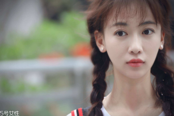 长痘的原因有哪些原因,脸上长痘痘的原因有哪些 长痘的原因有哪些原因,脸上长痘痘的原因有哪些