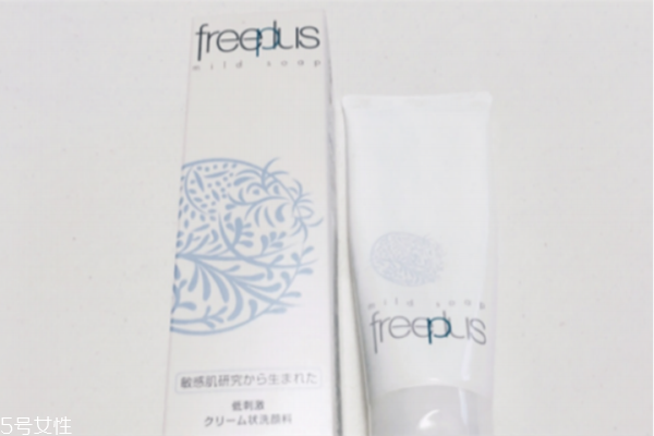 珂润洗面奶和芙丽芳丝哪个好,芙丽芳丝和芳珂洗面奶哪个好