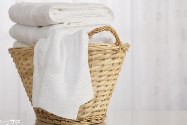 秋冬静电怎么办,秋冬天静电怎么解决