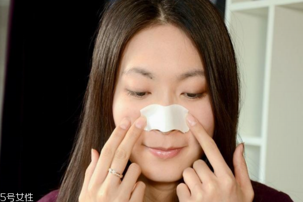 如何去黑头缩毛孔,如何去黑头 收缩毛孔 如何去黑头缩毛孔,如何去黑头 收缩毛孔