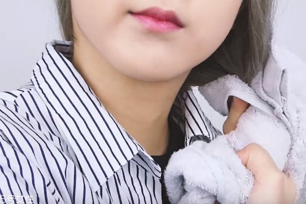 怎样选洗脸毛巾,洗脸巾怎么选择