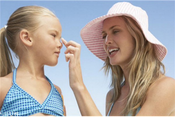 如何挑选防晒效果好的防晒霜,防晒霜防晒系数的选择