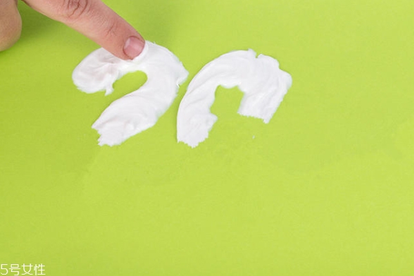 怎么看牙膏的好坏,怎么判断牙膏好不好 怎么看牙膏的好坏,怎么判断牙膏好不好