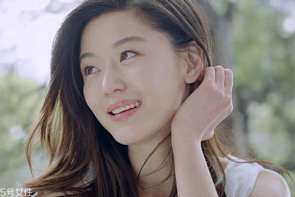 面膜的用法和步骤如下,面膜贴怎么用