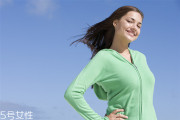 25岁可以用抗皱的护肤品吗,25岁护肤品用补水还是抗皱