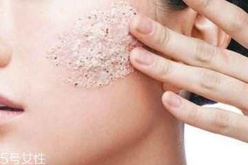 中性皮肤需要去角质吗,什么皮肤适合用去角质产品吗