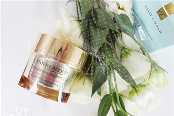 雅诗兰黛面霜适合什么年龄用,雅诗兰黛白金面霜适合年龄