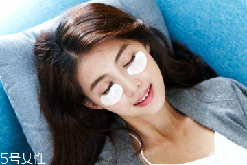 眼膜啥时候贴比较好,眼膜什么时候贴效果最好