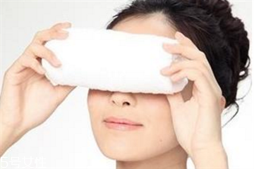 每天晚上用热毛巾敷眼睛好不好,晚上用热毛巾敷眼睛好不好