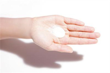 防晒的用量,防晒霜用量图