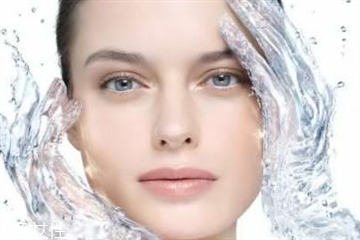 中年女性皮肤干燥怎么保养,皮肤干燥怎么保养