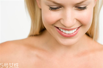 油性皮肤一天洗几次最好,油性皮肤一天洗几次脸最好呢? 油性皮肤一天洗几次最好,油性皮肤一天洗几次脸最好呢?