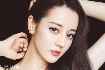 皮肤缺水会导致皮肤暗沉吗,皮肤暗沉是缺什么 皮肤缺水会导致皮肤暗沉吗,皮肤暗沉是缺什么