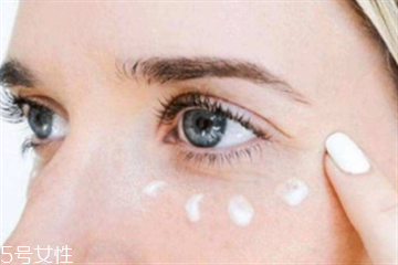 眼霜用量太多了会怎样,眼霜是不是不能经常用