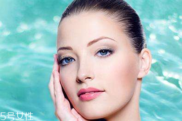 冬天在室内要用防晒霜吗,室内要用防晒霜吗?