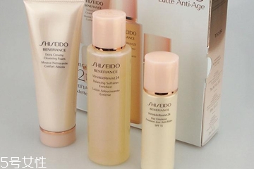 抗皱效果最好的爽肤水,抗皱爽肤水哪个牌子好