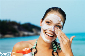 用防晒霜会不会堵塞毛孔,防晒会堵塞毛孔么