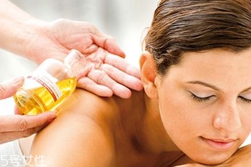 什么精油对妇科好,妇科精油的功效