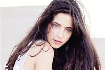 敷完面膜能用温水洗脸吗,敷面膜后用什么水洗脸