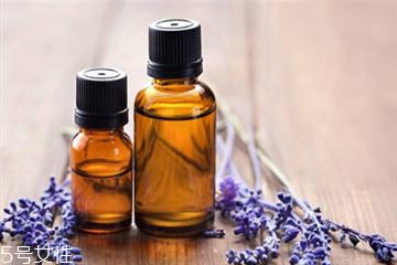 薰衣草精油怎么使用最好,薰衣草精油有什么用 薰衣草精油怎么使用最好,薰衣草精油有什么用