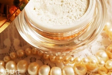 珍珠粉是寒性的吗,珍珠粉属于寒性吗