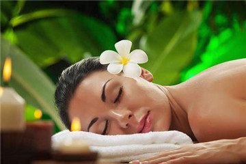 椰子油的使用方法及功效,怎么洗掉椰子油