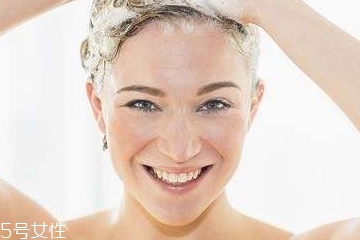 护发素加热效果更好吗,护发素加热多久