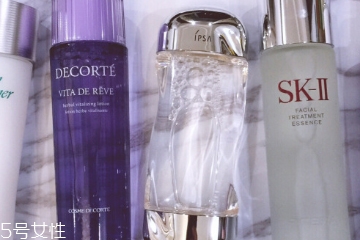 化妆水可以放冰箱吗?,化妆品可以放冰箱吗