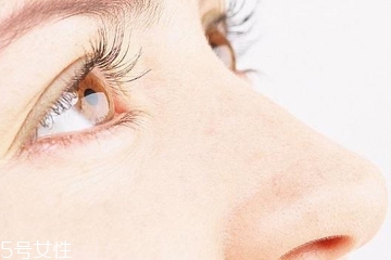 黑头会越来越大吗?,黑头不管会越来越严重吗 黑头会越来越大吗?,黑头不管会越来越严重吗