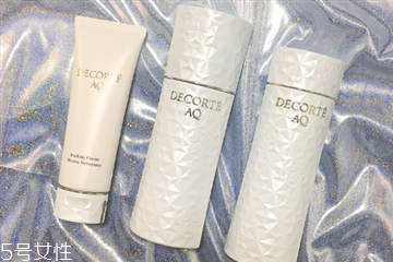 黛珂白檀含酒精吗,黛珂白檀水乳含酒精成分吗