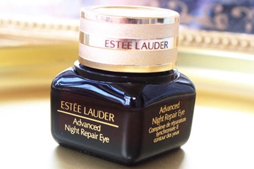 雅诗兰黛小棕瓶眼霜能去眼袋吗?,雅诗兰黛小棕瓶可以当眼霜吗 雅诗兰黛小棕瓶眼霜能去眼袋吗?,雅诗兰黛小棕瓶可以当眼霜吗