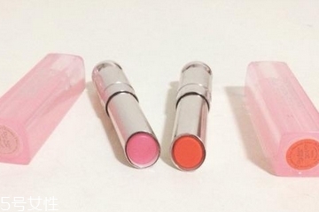 嘴唇容易过敏用什么唇膏比较好,涂唇膏过敏会有什么症状 嘴唇容易过敏用什么唇膏比较好,涂唇膏过敏会有什么症状