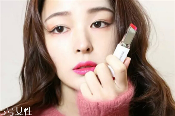 经常化妆对皮肤有什么影响吗,化妆对皮肤的影响