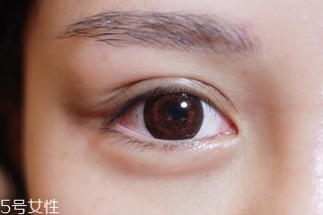 海蓝之谜眼霜为什么那么贵,兰蔻眼霜为什么那么贵