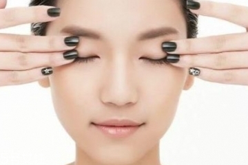 眼霜白天用还是晚上用效果好,晚上用眼霜好还是白天抹眼霜好 眼霜白天用还是晚上用效果好,晚上用眼霜好还是白天抹眼霜好