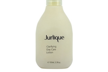 乳液是洗脸用的还是洗完用的,乳液是擦脸的吗 乳液是洗脸用的还是洗完用的,乳液是擦脸的吗