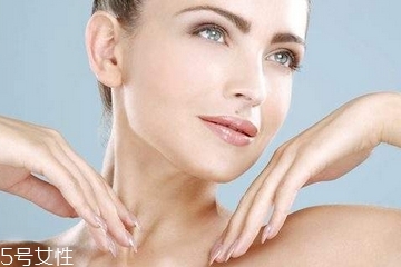 水和乳液是否需要放冰箱,水乳能放在冰箱冷藏吗