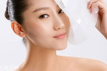 油皮晚上擦什么好,油皮晚上怎么护肤