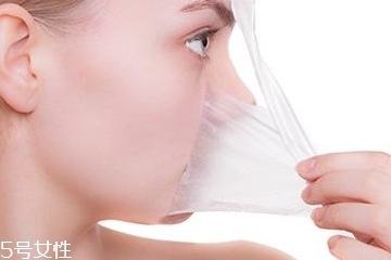 脸上出油干燥起皮怎么办,脸干的起皮又出油怎么办