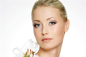 混合性皮肤护理方案,混合性皮肤怎么保养毛孔特大怎么处理